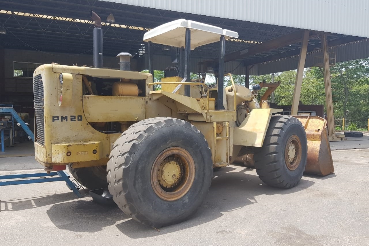 Caterpillar  966 - 81/81 8