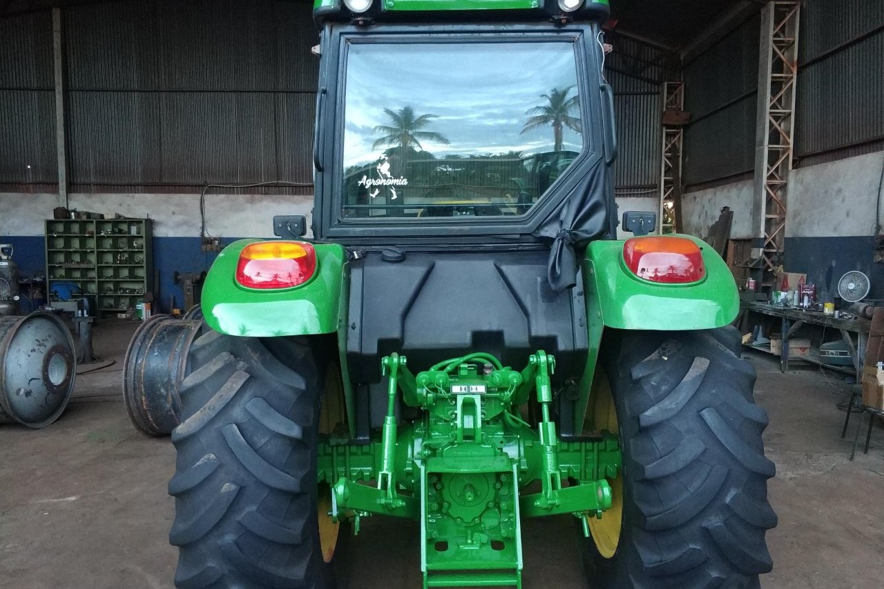 John Deere  5078 - 13 6