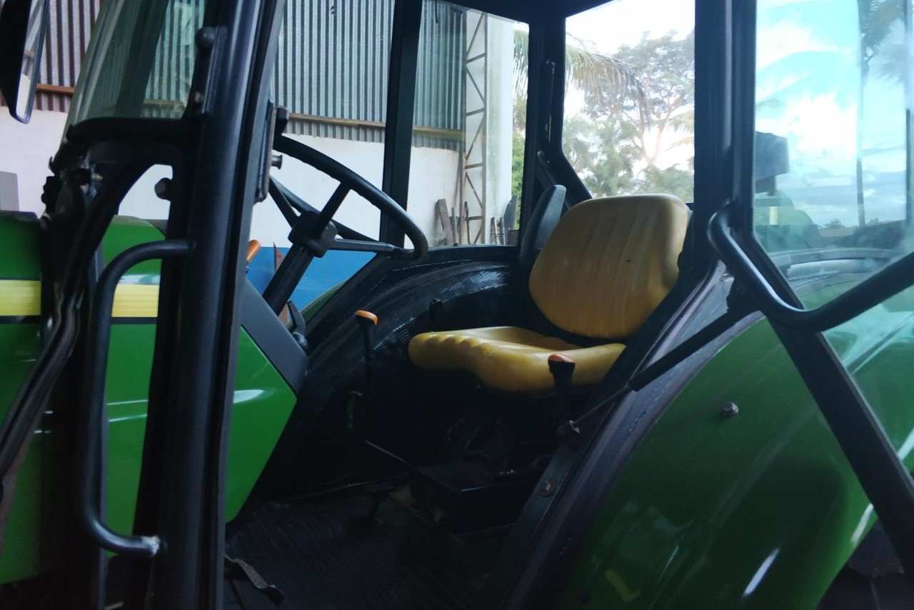John Deere  5078 - 13 8