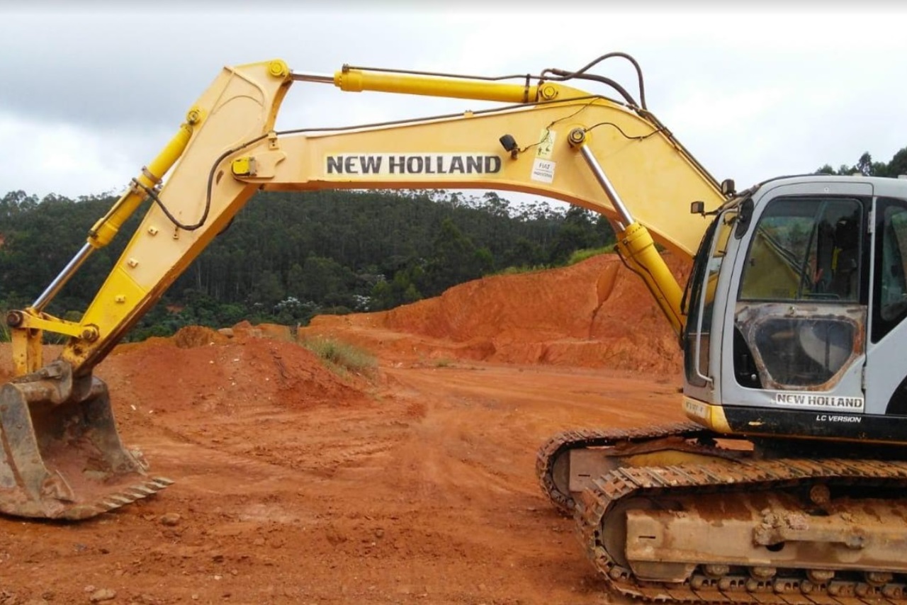 New Holland E215ME - 11/11 2