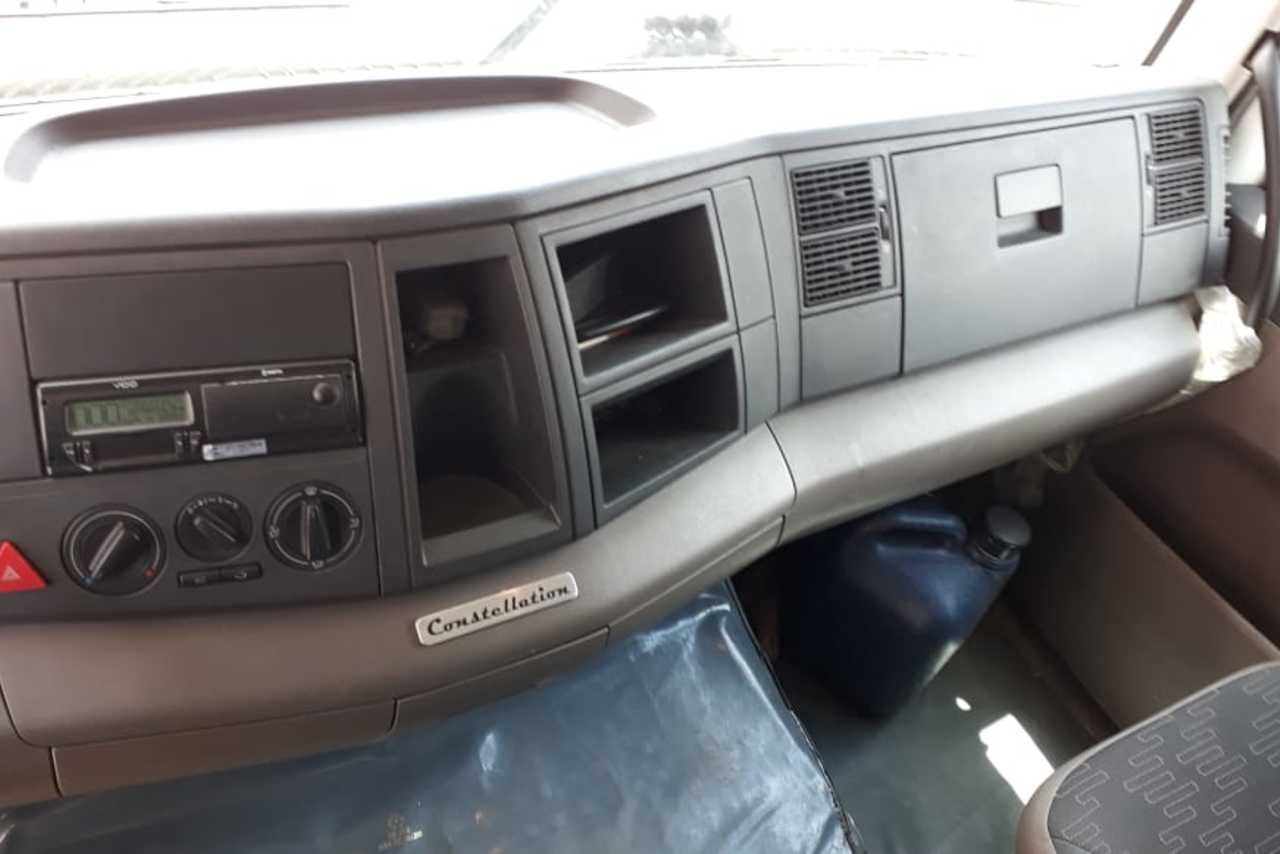 Volkswagen 24-280 E Constellation 6x2 - 16/17 7