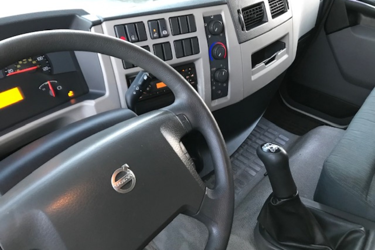 Volvo VM 270 - 13/13 8