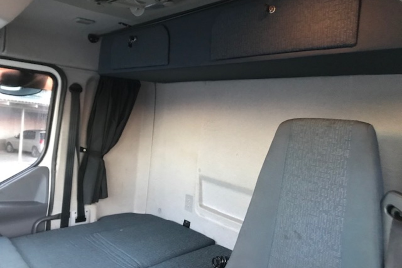 Volvo VM 270 - 13/13 11