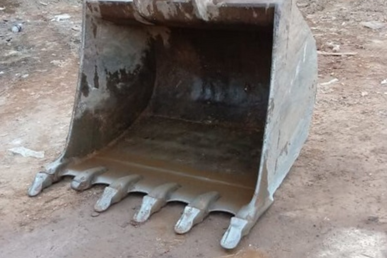 JCB JS200 LC - 12/12 5