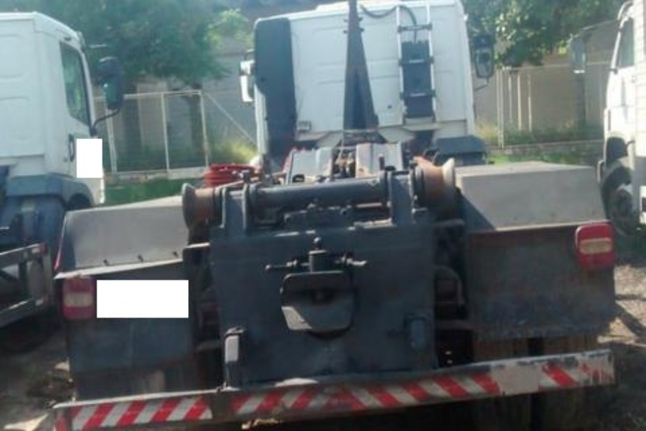 Volkswagen 24-280 E Constellation 6x2 - 13/13 3