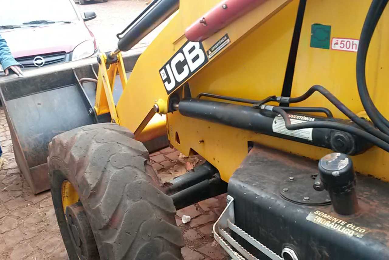 JCB 3C - 12/12 7