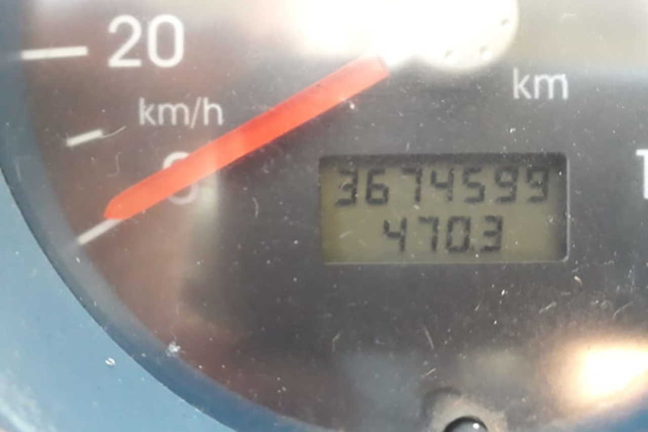 Volkswagen 8 150 - 08/09 7