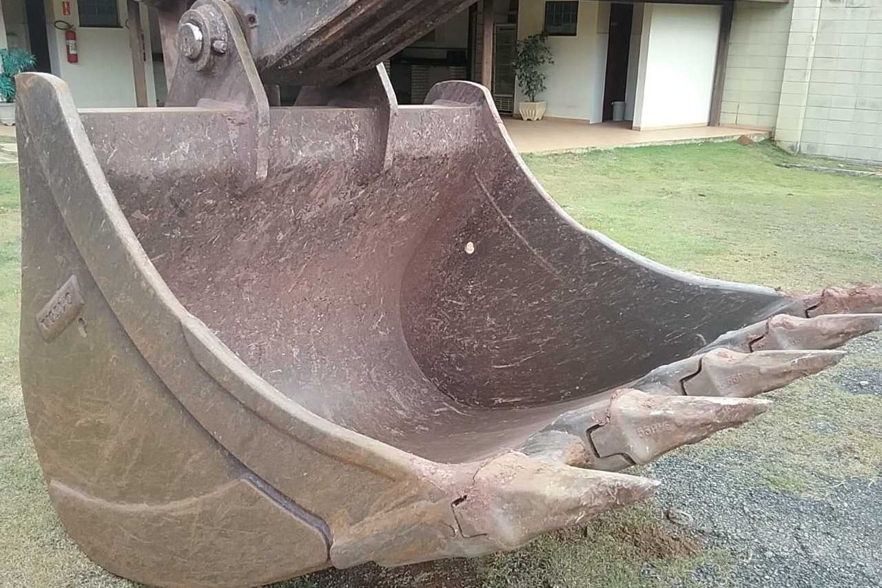 Volvo EC480 - 13/13 4