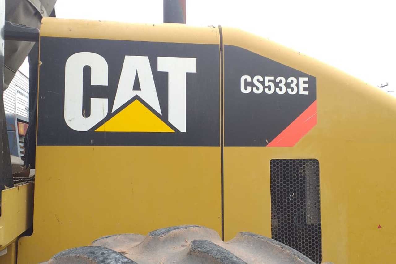Caterpillar CS533E - 11/11 2