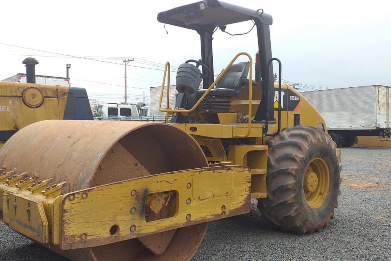 Caterpillar CS533E - 11/11 3