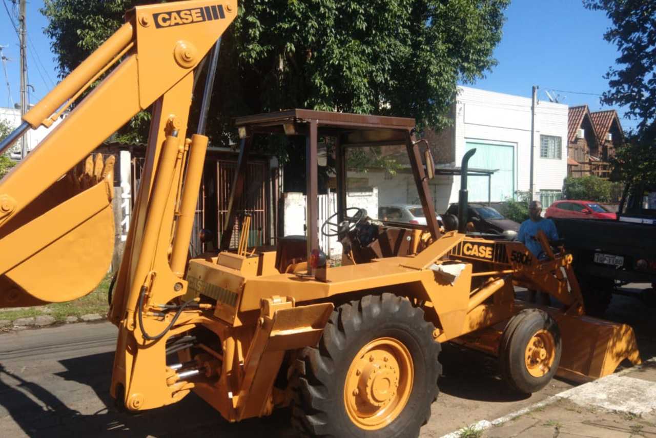 Case 580H - 89 3