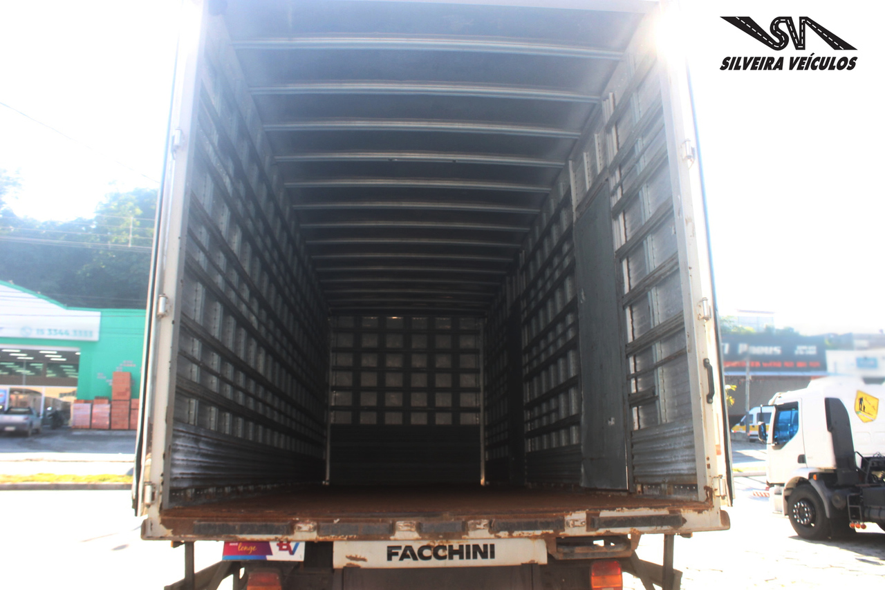 Ford Cargo2428 - 09/09 6
