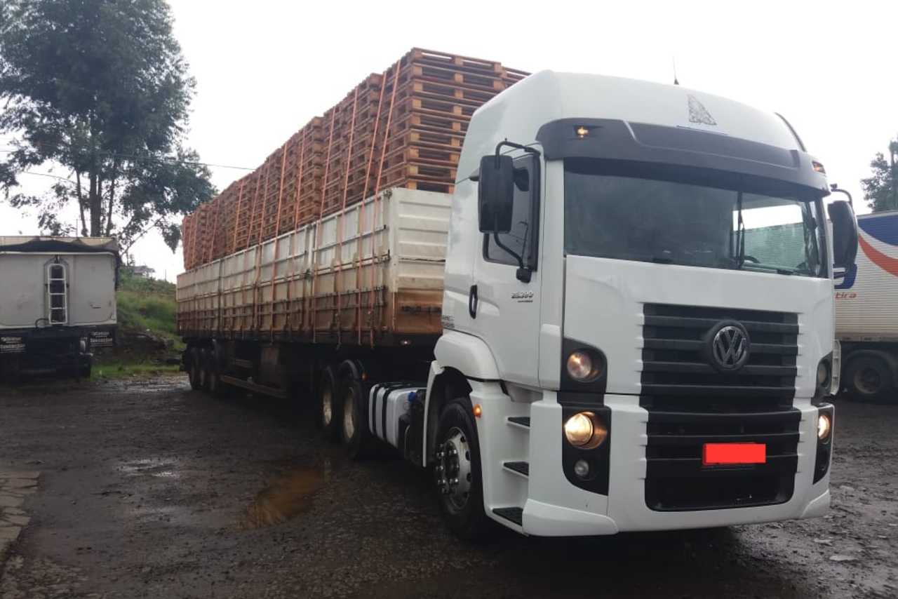 Volkswagen 25 390 - 13/14 2