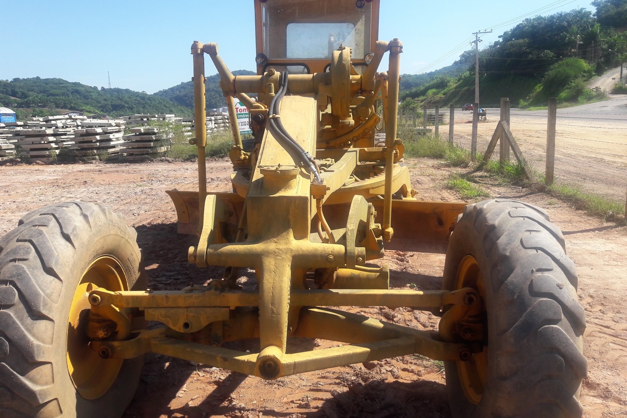 Caterpillar 120B - 89/89 4