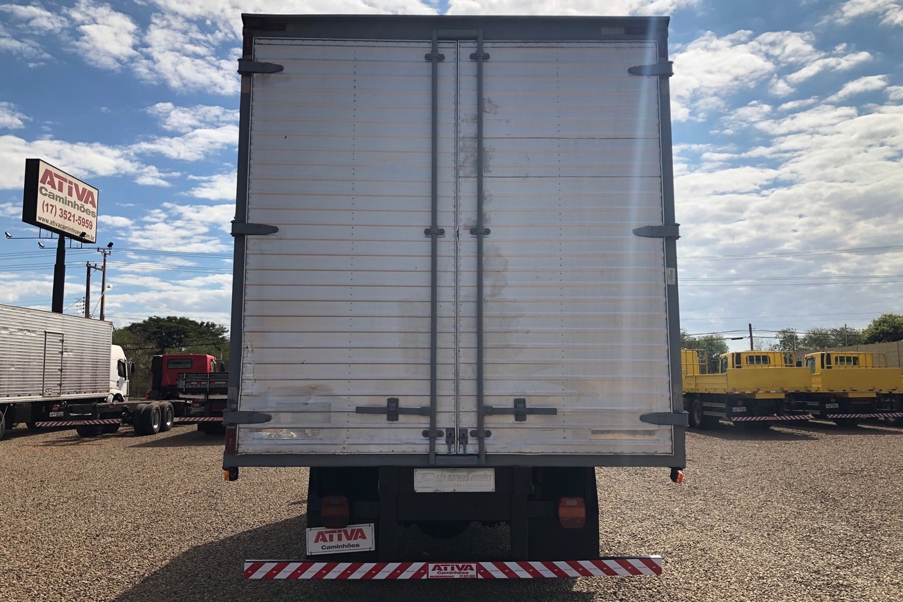 Volkswagen 13-180 - 00/01 3