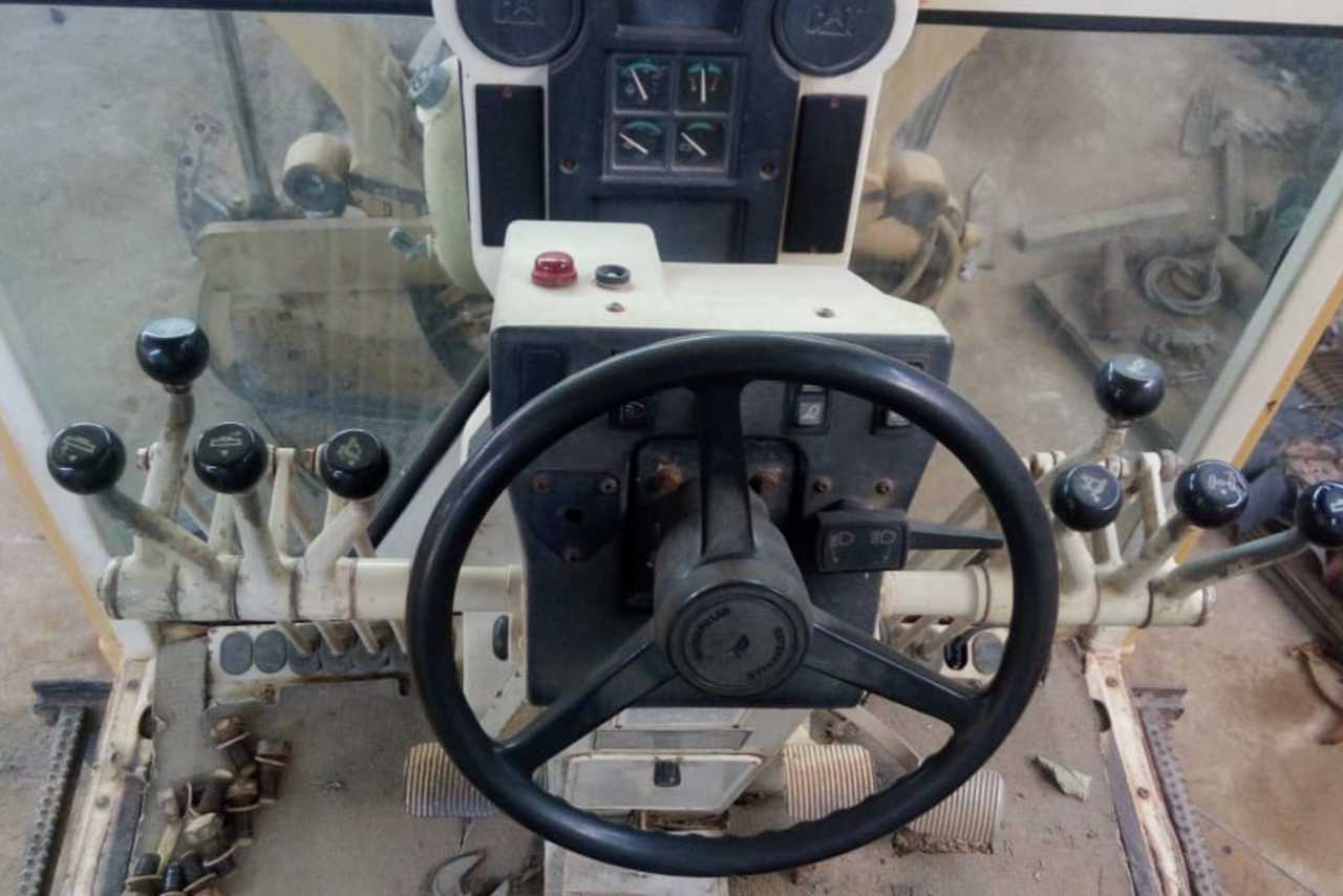 Caterpillar 120H - 06/06 8