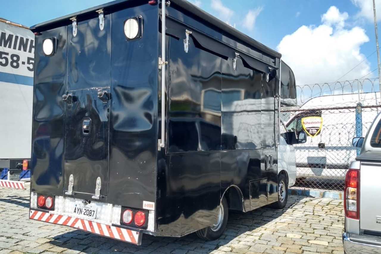 KIA Bongo - 14/17 7