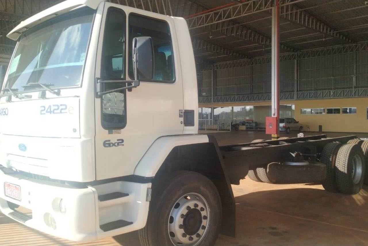 Ford Cargo2422 - 08/08 3