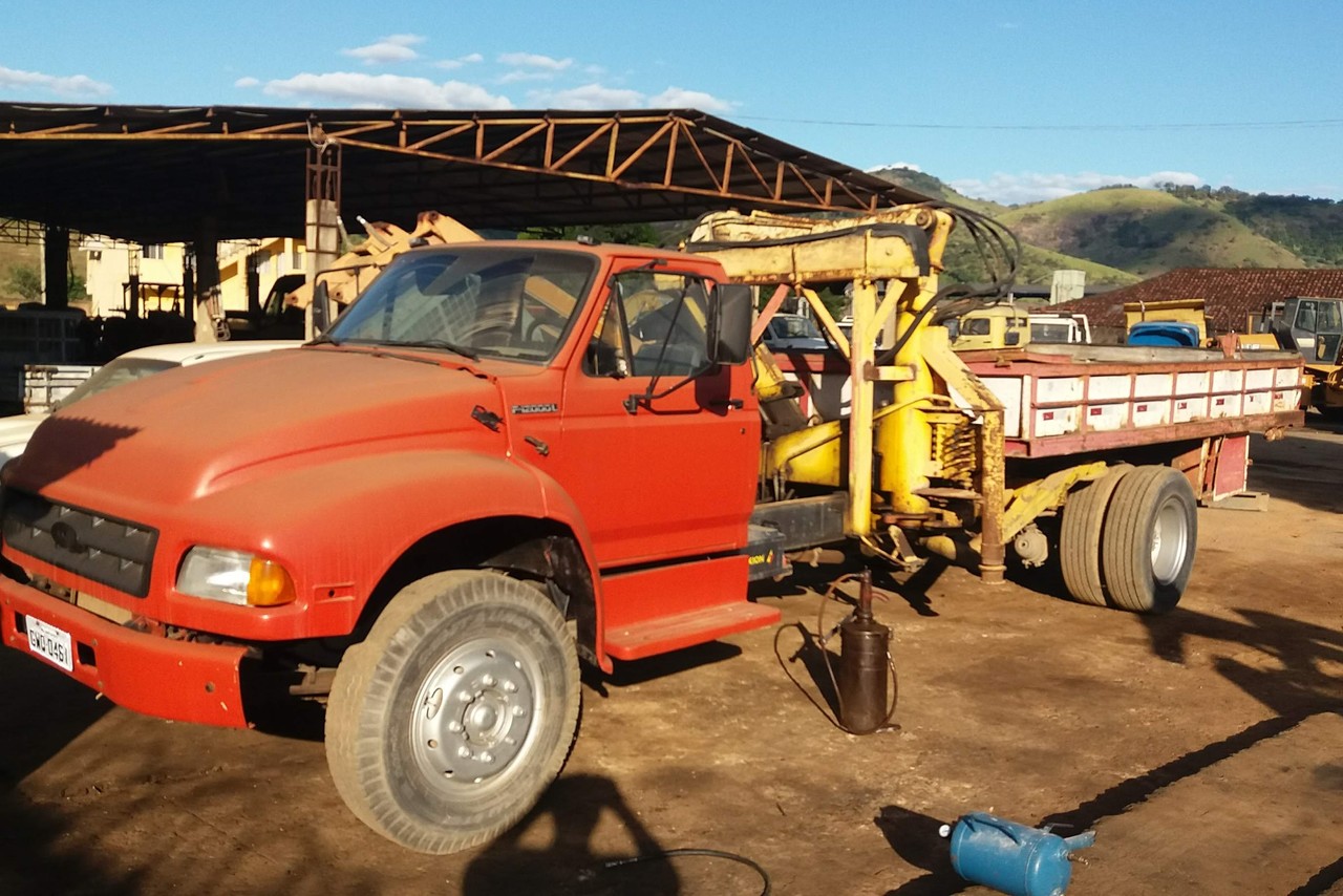 Ford F11000 - 91/91 8