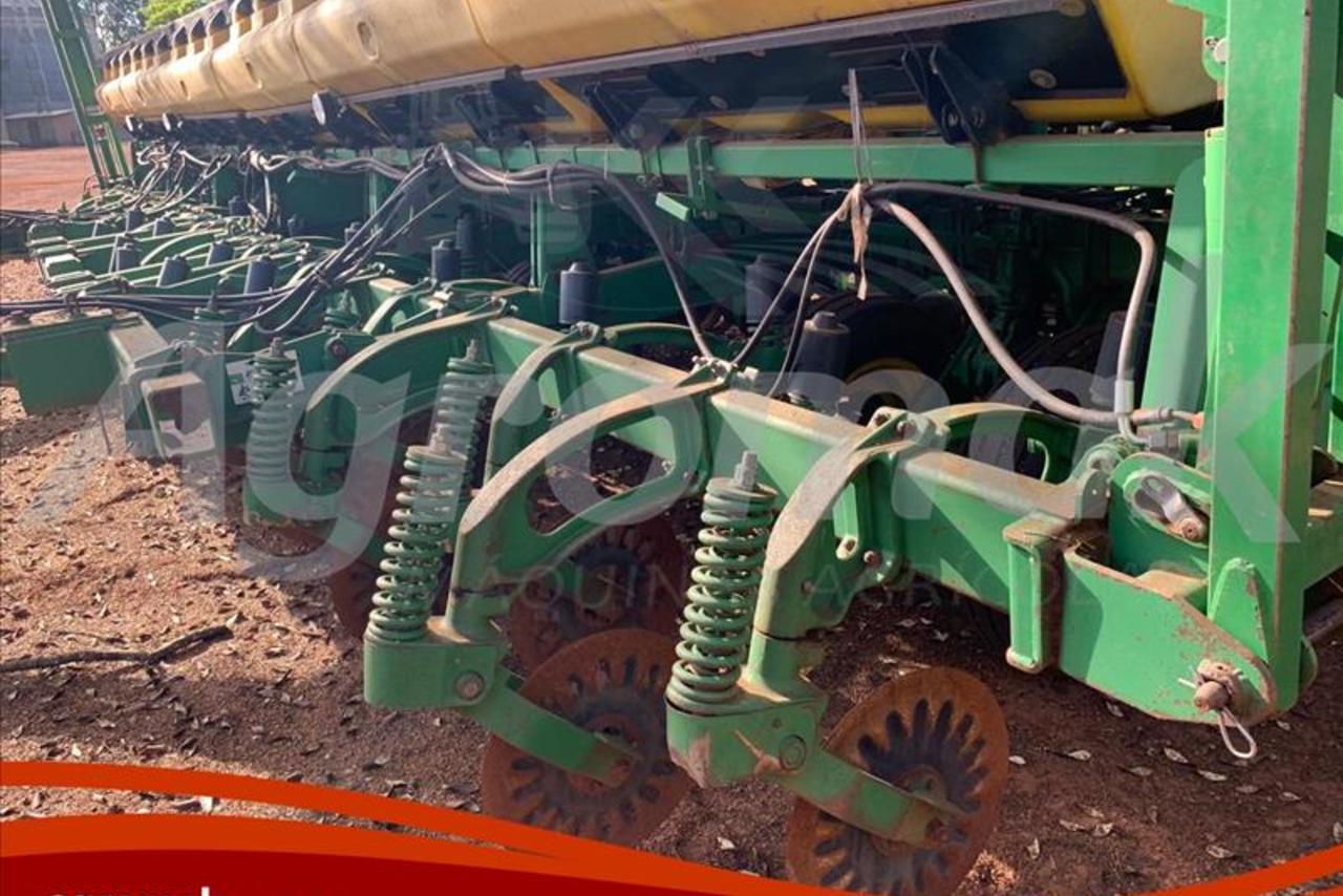 John Deere 2126 - 07/07 5