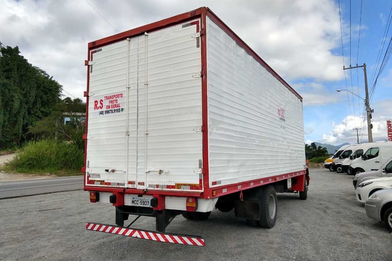 Ford Cargo1217 - 02/02 6