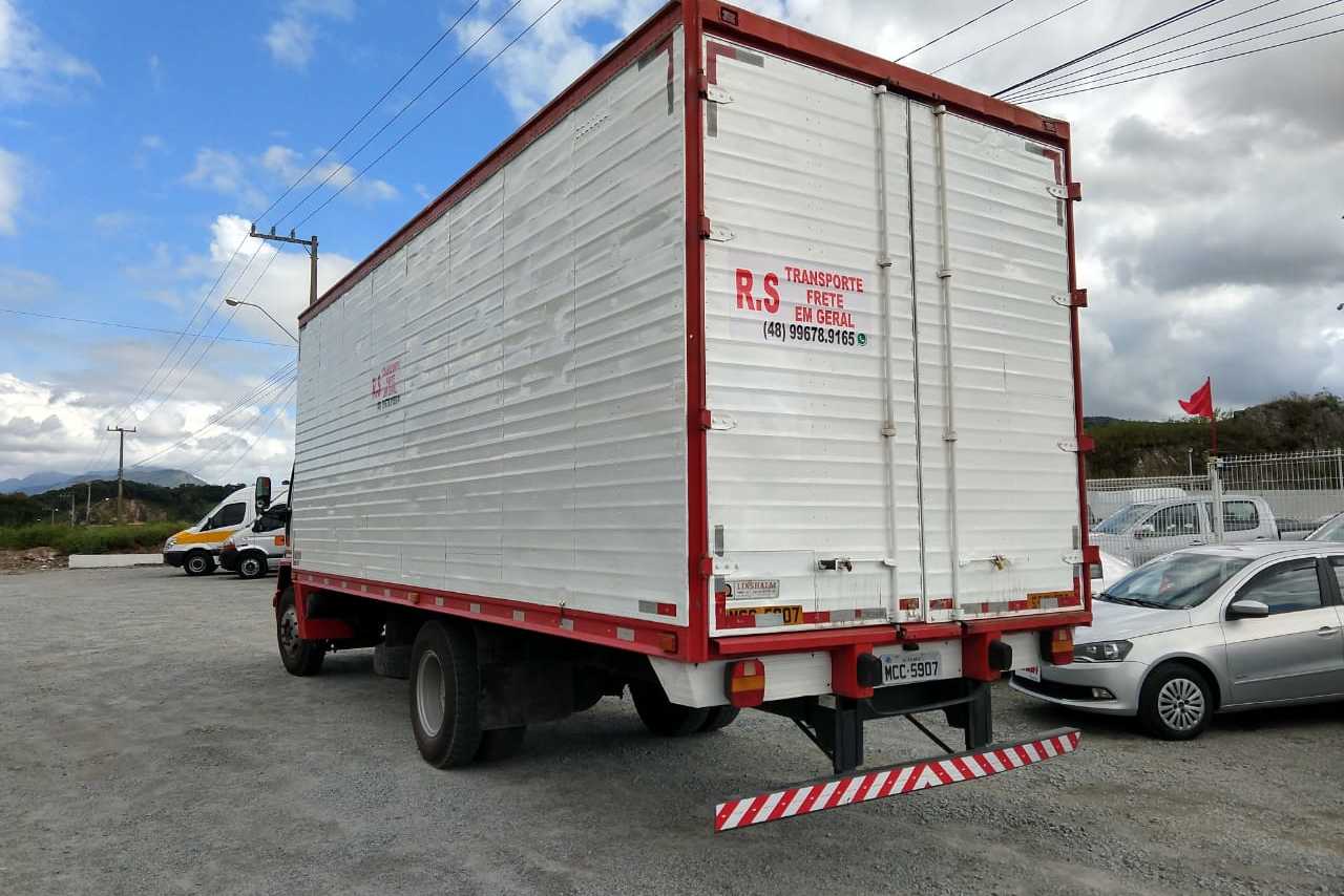 Ford Cargo1217 - 02/02 9