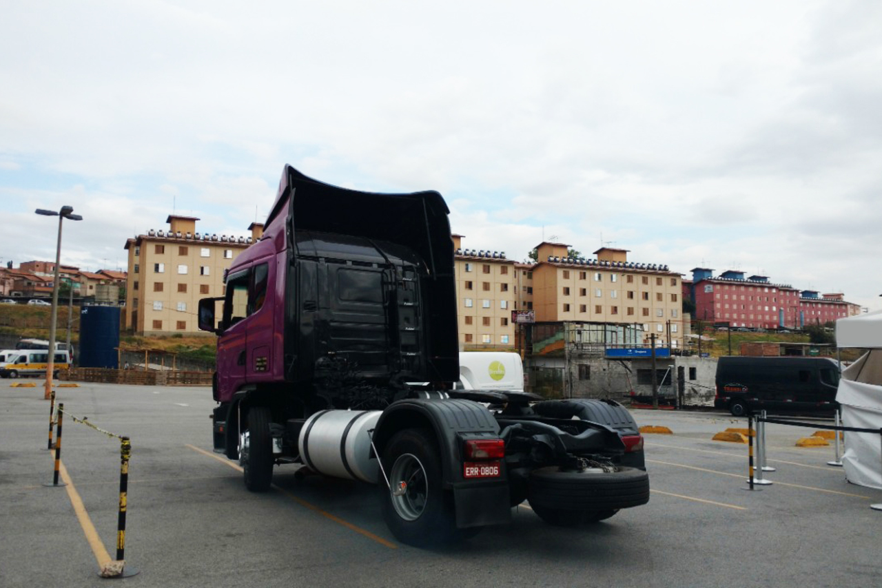 Scania 124 400 - 04/04 2