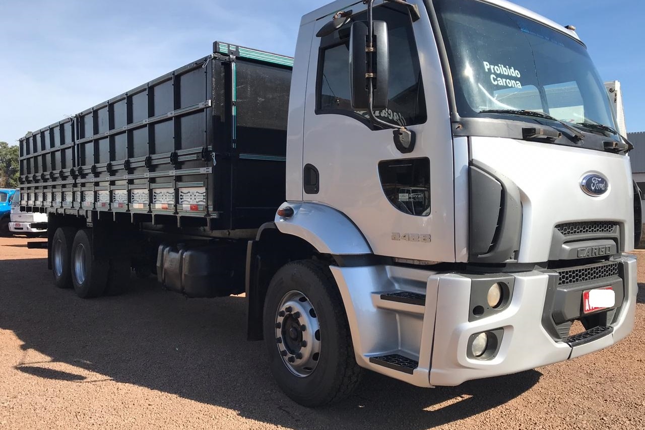 Ford Cargo2428 - 11/12 3
