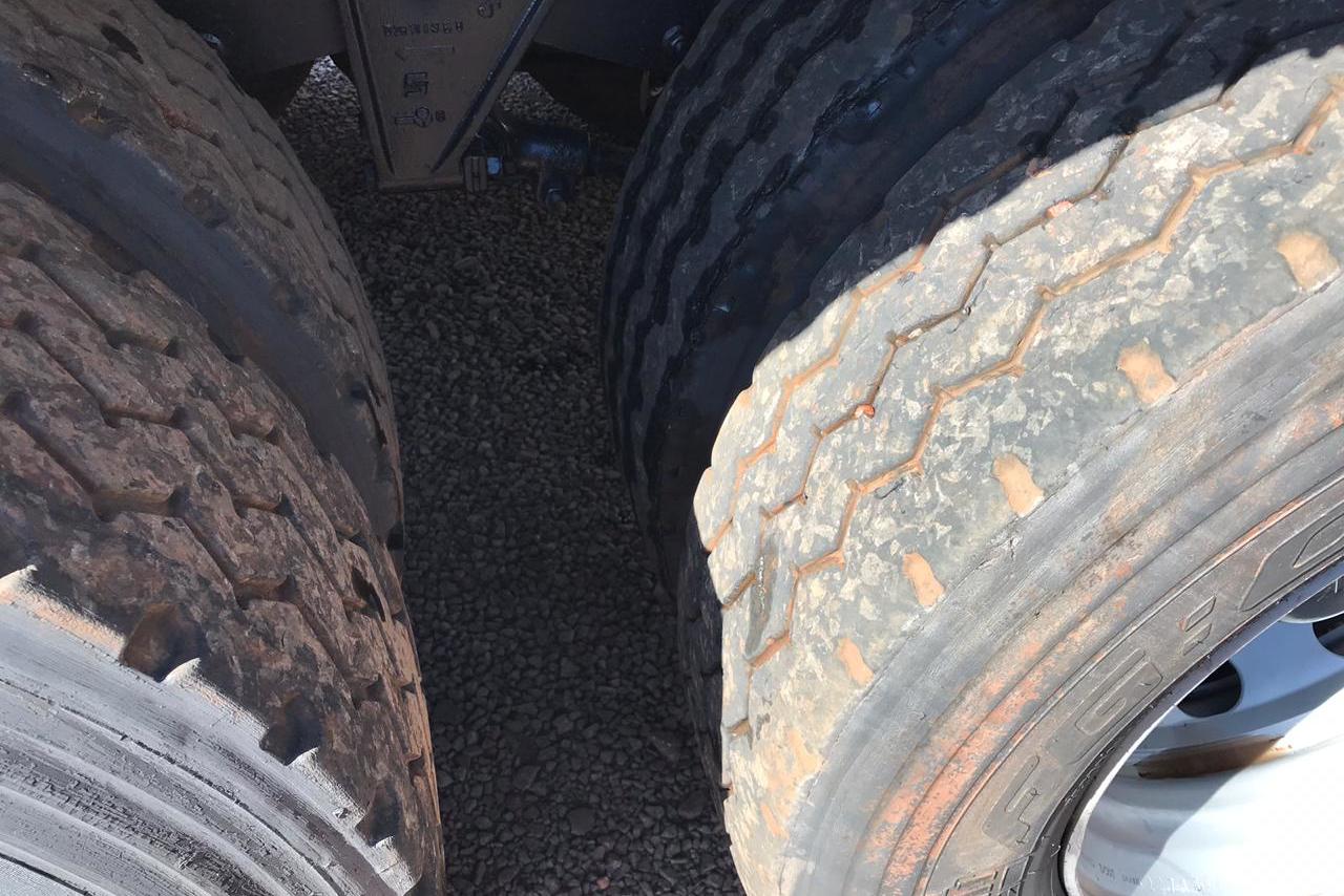 Ford Cargo2428 - 11/12 6