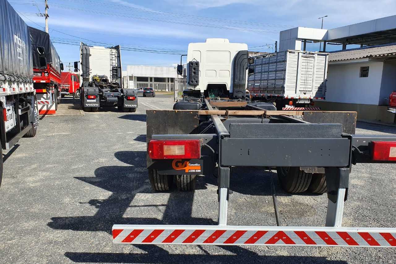 Volvo VM 270 - 13/13 5