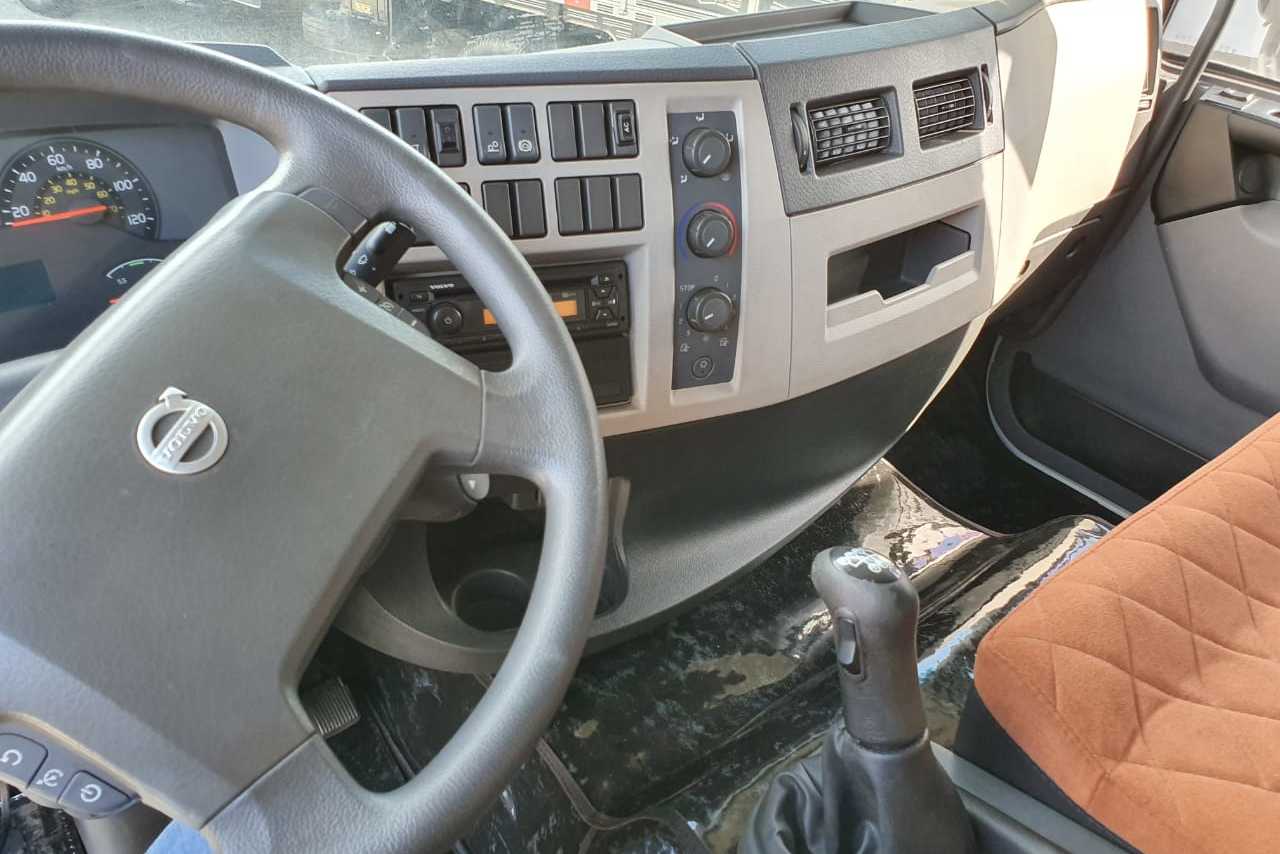 Volvo VM 270 - 13/13 13