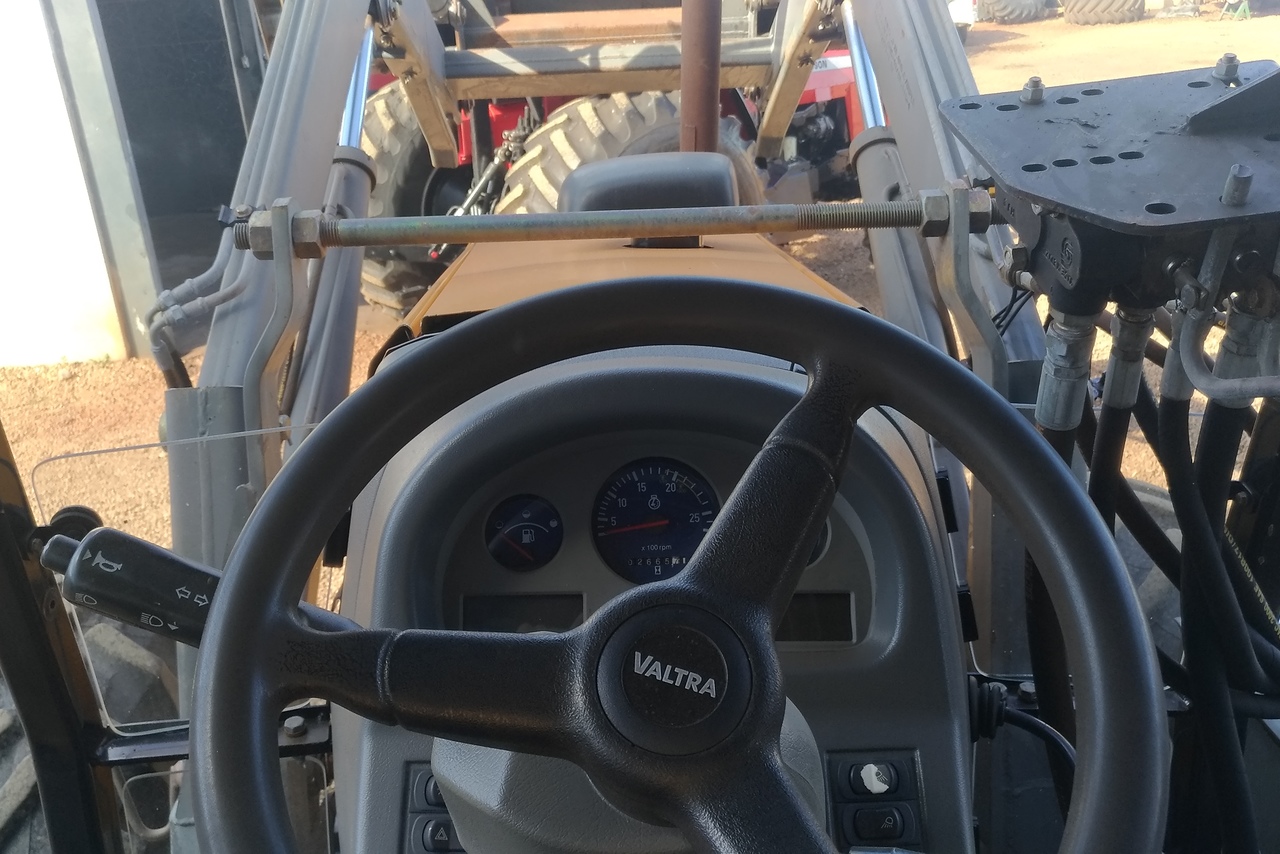 Valtra BM 110 - 11/11 8