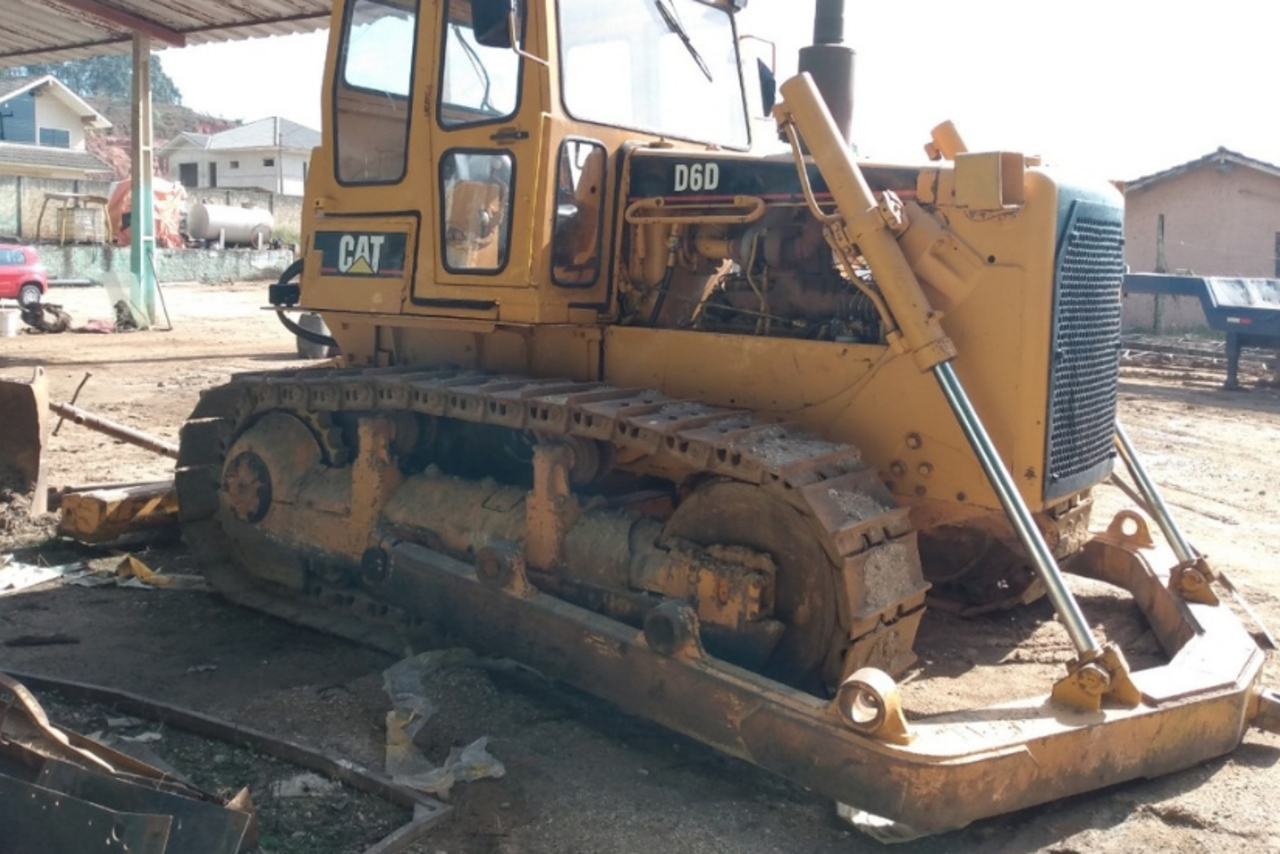 Caterpillar D6D - 80 6