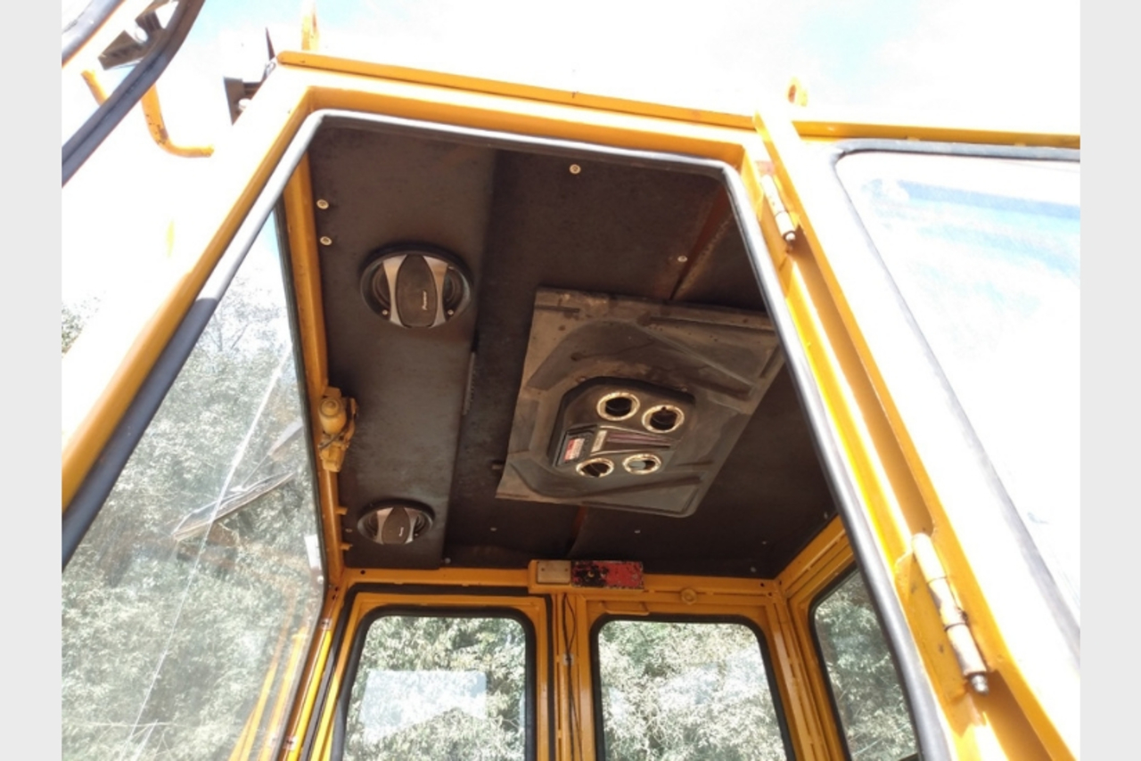 Caterpillar D6D - 80 8