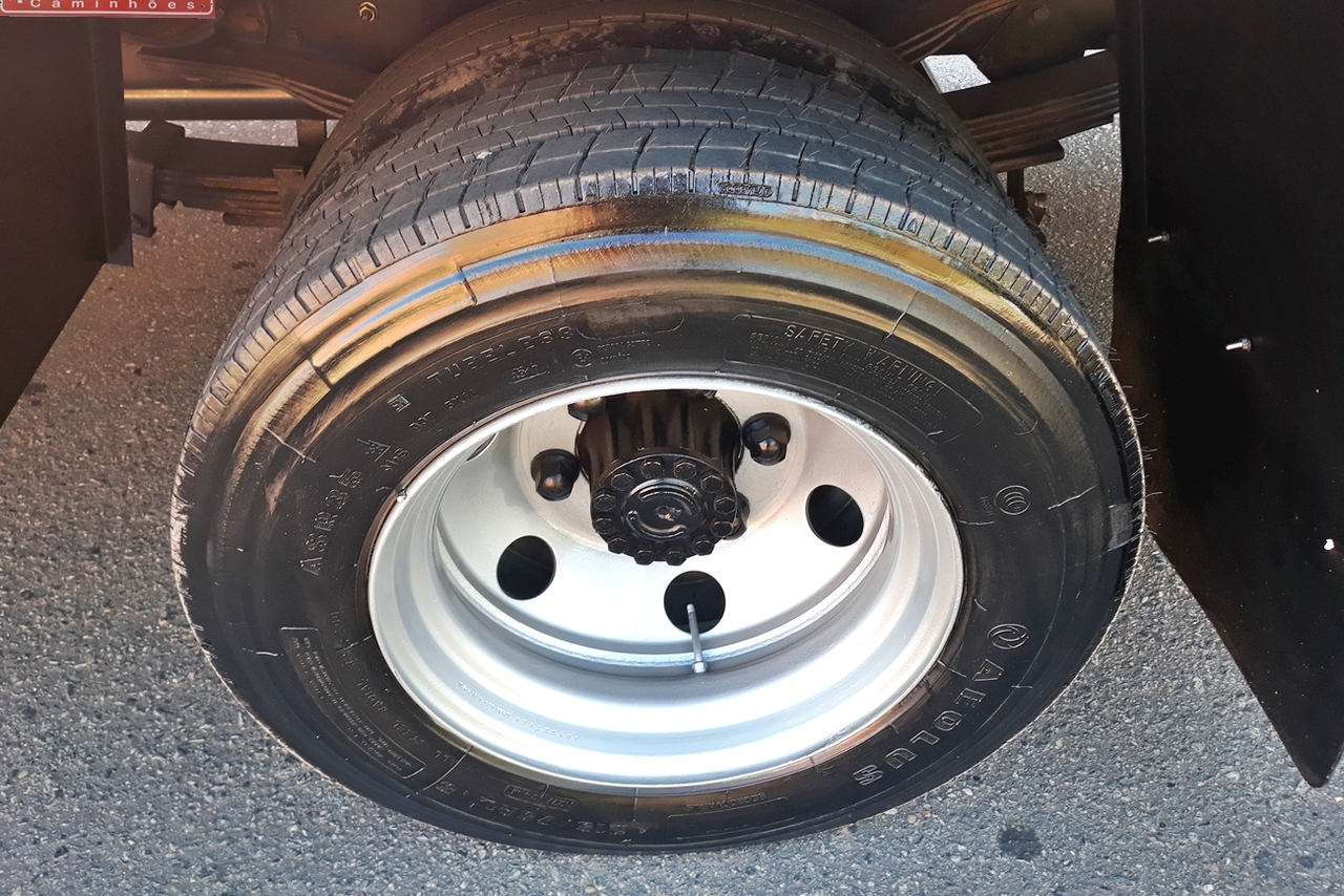 Ford Cargo816 - 13/13 12
