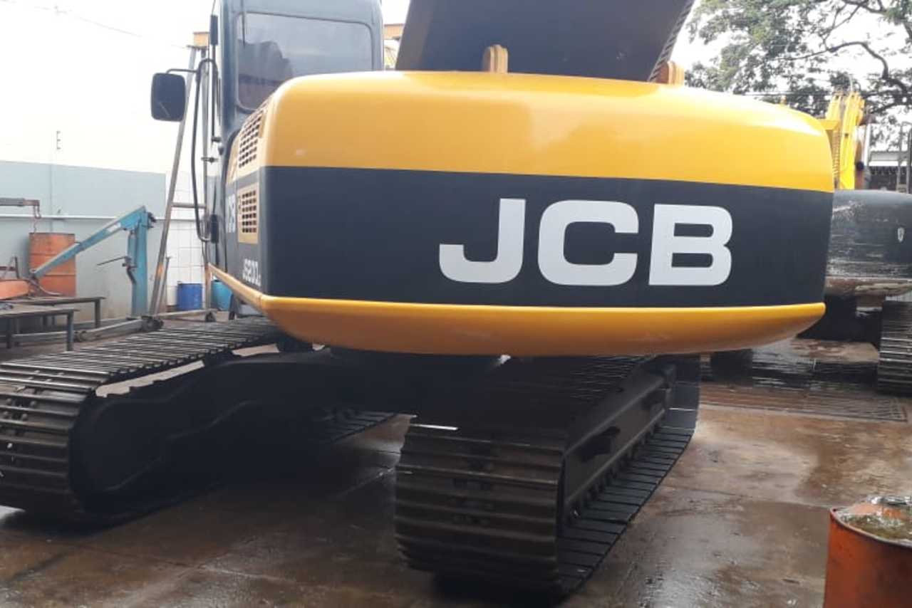 JCB JS200 LC - 11/11 4