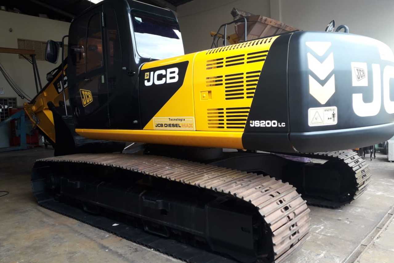 JCB JS200 LC - 13/13 4
