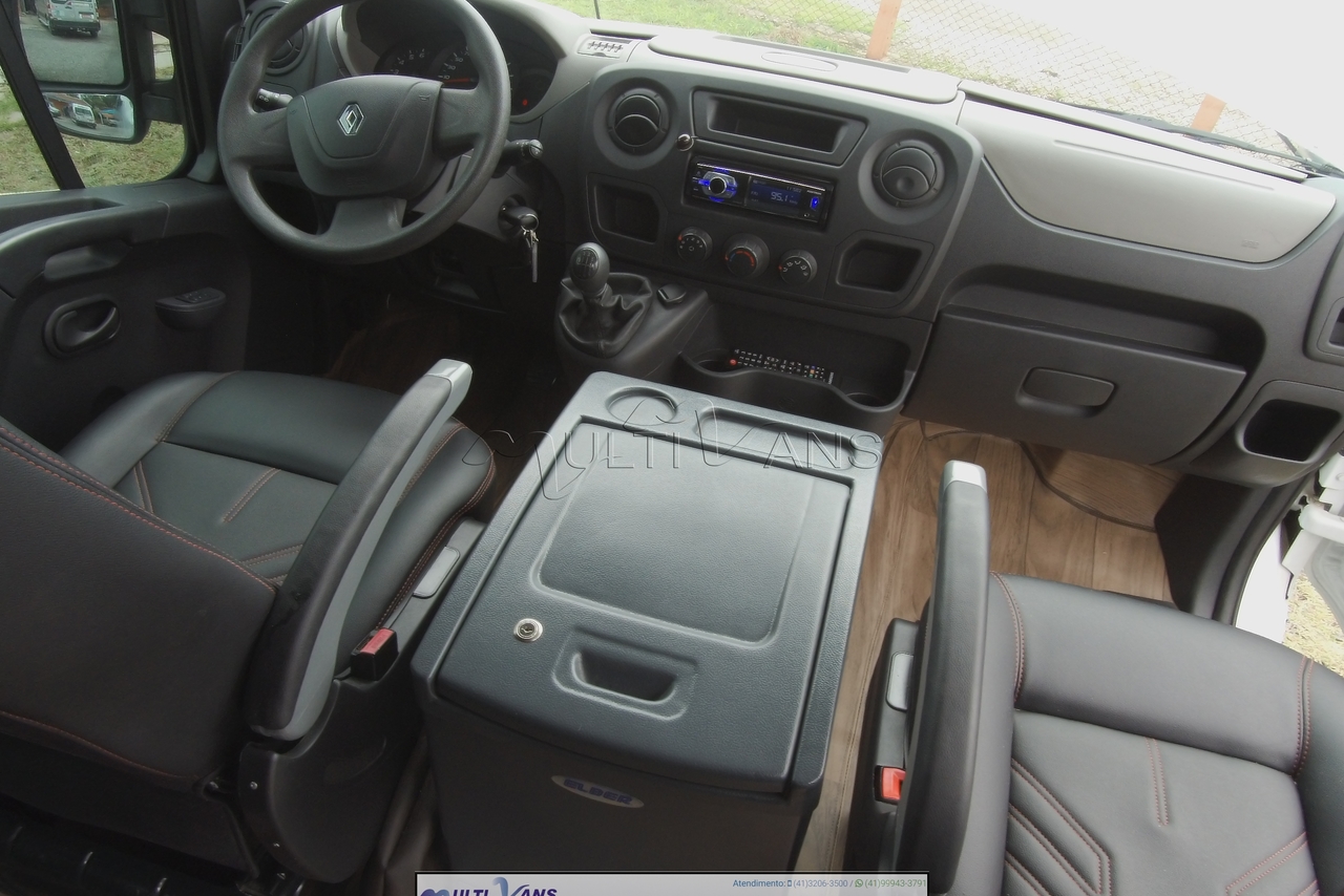 Renault Master Executive - 13/14 29
