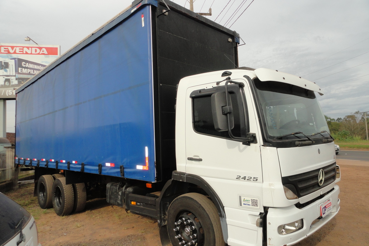 Mercedes Benz Atego 2425 - 09/09 3