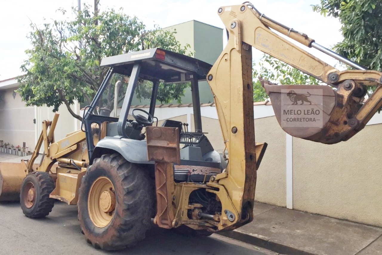 Case 580L - 00/00 15