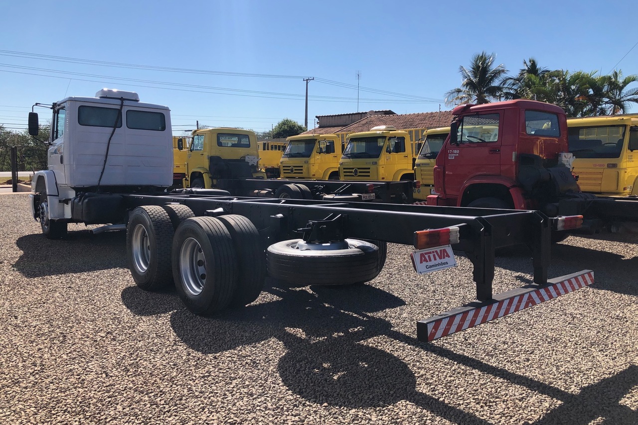 Mercedes Benz MB 1620 - 07/07 9