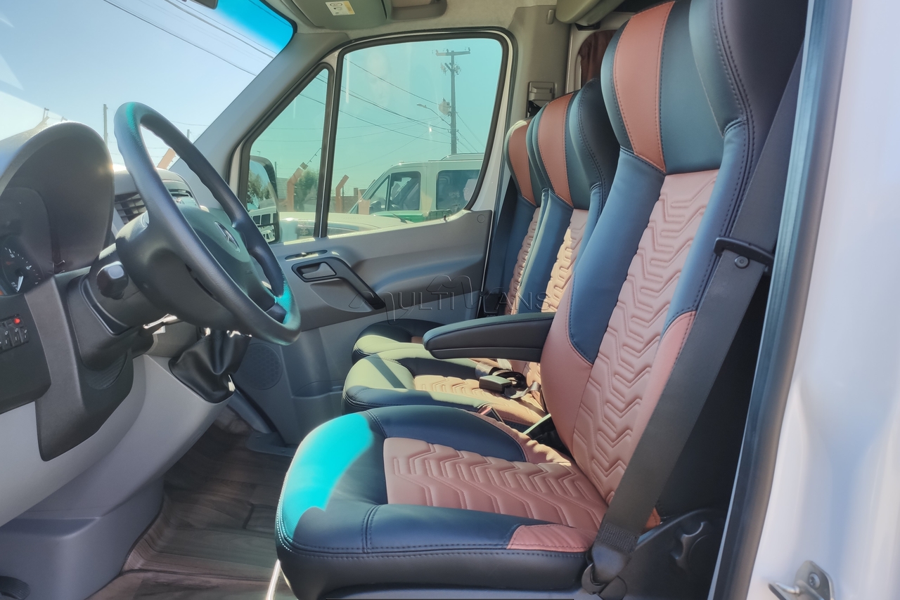 Mercedes Benz Sprinter Executiva 415 - 19/19 4