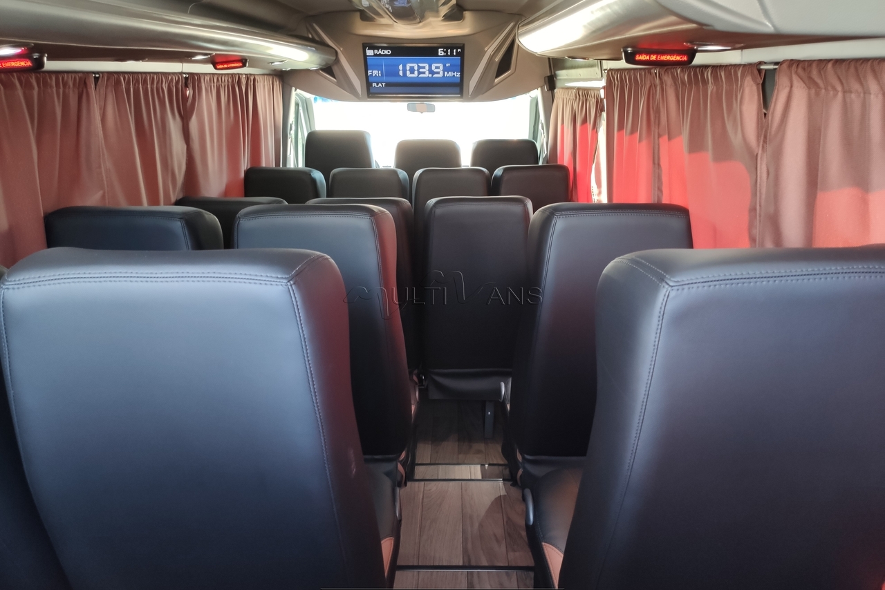 Mercedes Benz Sprinter Executiva 415 - 19/19 7