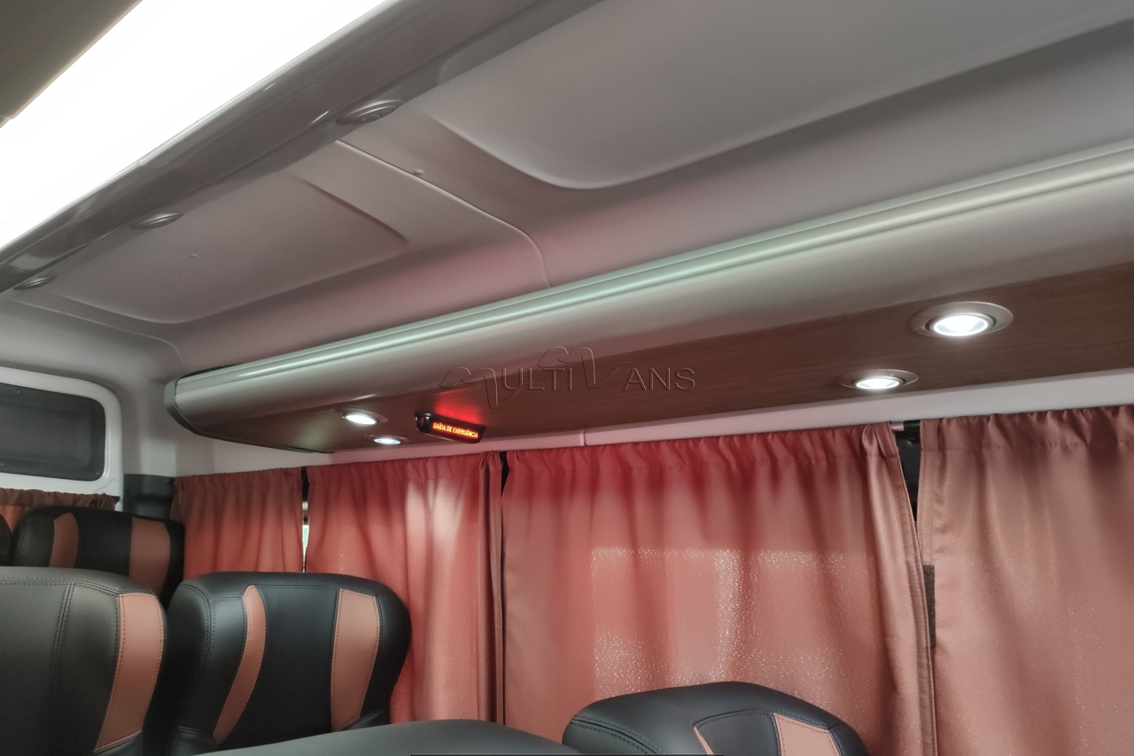Mercedes Benz Sprinter Executiva 415 - 19/19 21