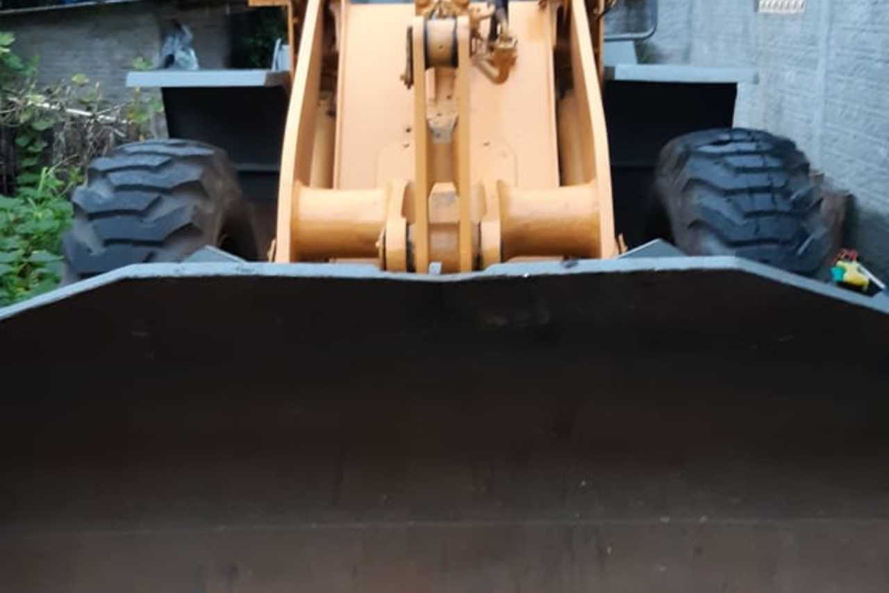 Komatsu  WA180 - 02/02 3