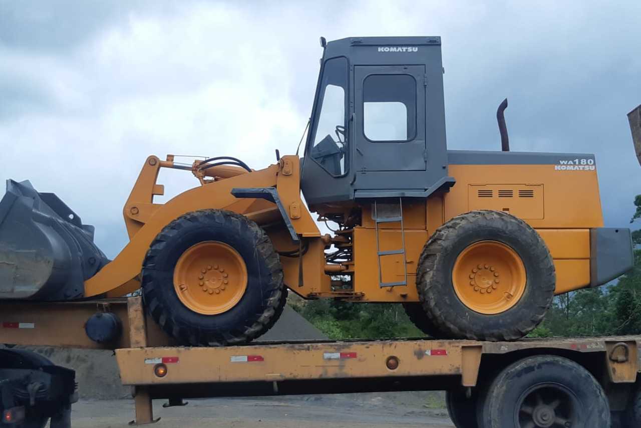 Komatsu  WA180 - 02/02 4