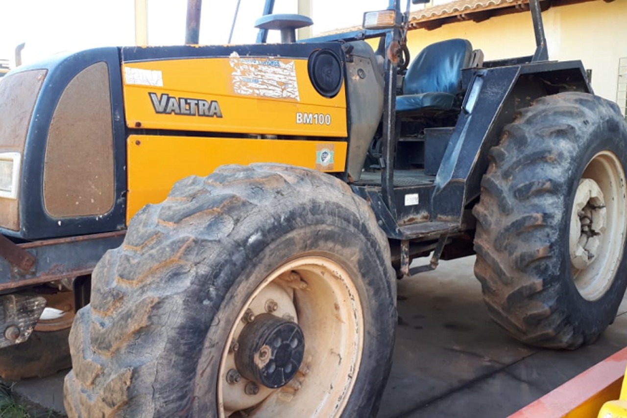 Valtra BM 100 - 05/05 3