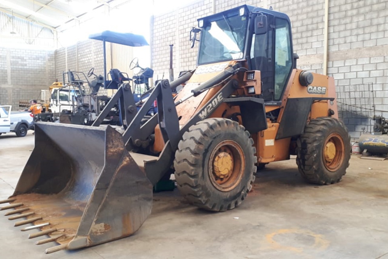 Case W20E - 12/12 2