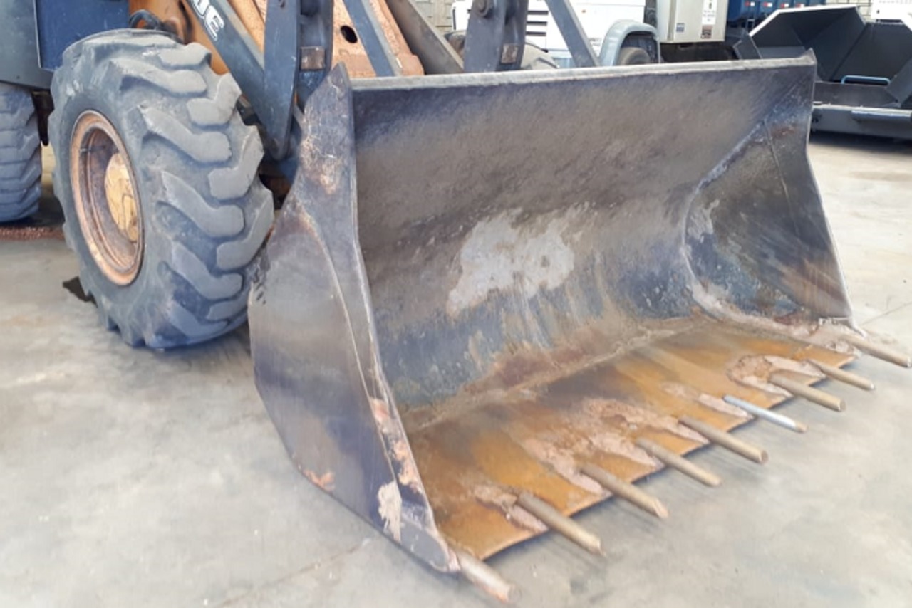 Case W20E - 12/12 5
