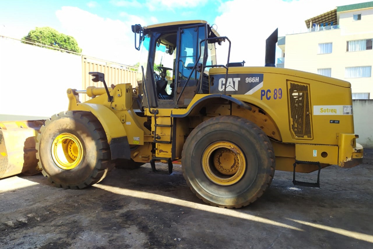 Caterpillar  966 - 10/10 3